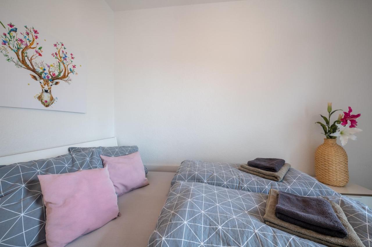 Moderne Eg-Wohnung In Sudenburg Mit Parkplatz, Top Anbindung Magdeburgo Exterior foto